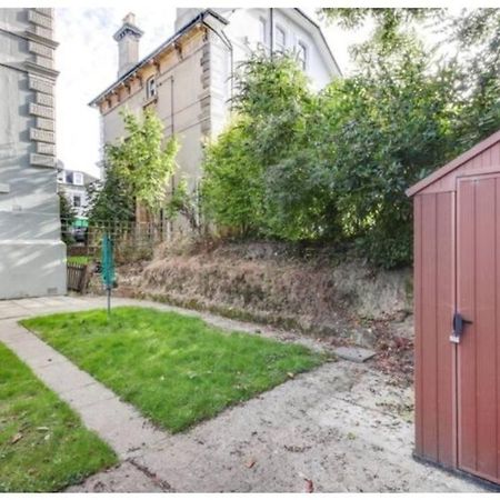 Central 2 Bedroom Garden Flat With Free Parking 皇家滕布里奇韦尔斯 外观 照片