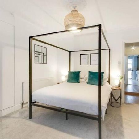 Central 2 Bedroom Garden Flat With Free Parking 皇家滕布里奇韦尔斯 外观 照片