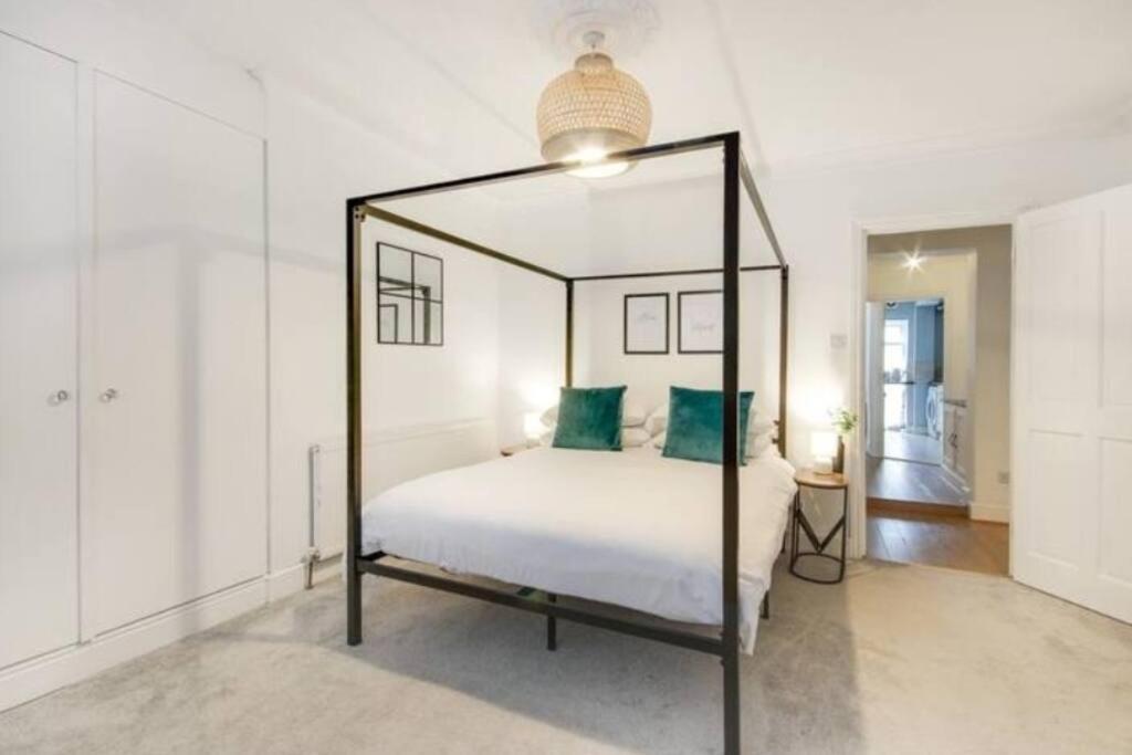 Central 2 Bedroom Garden Flat With Free Parking 皇家滕布里奇韦尔斯 外观 照片